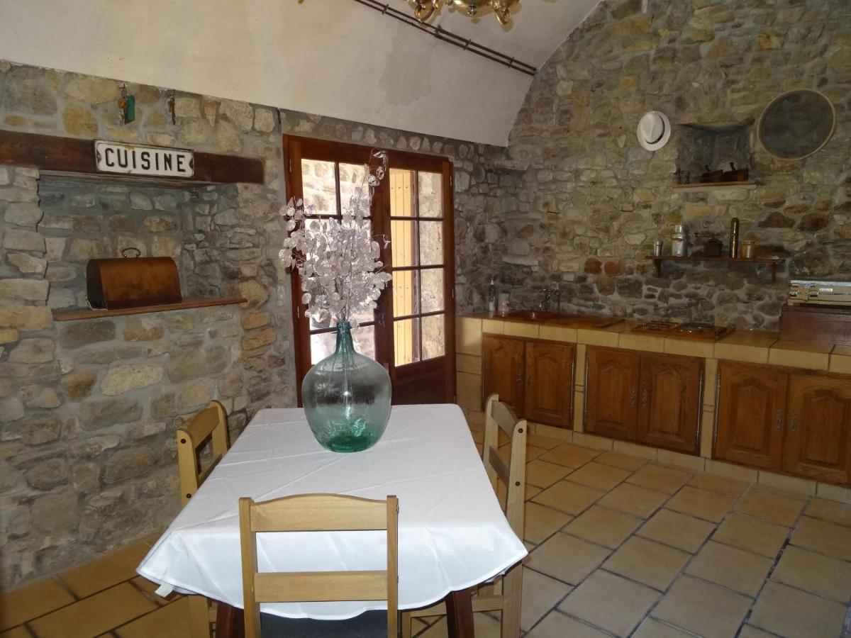 Chambre Cambalotte Saint-Florent-sur-Auzonnet Exterior foto