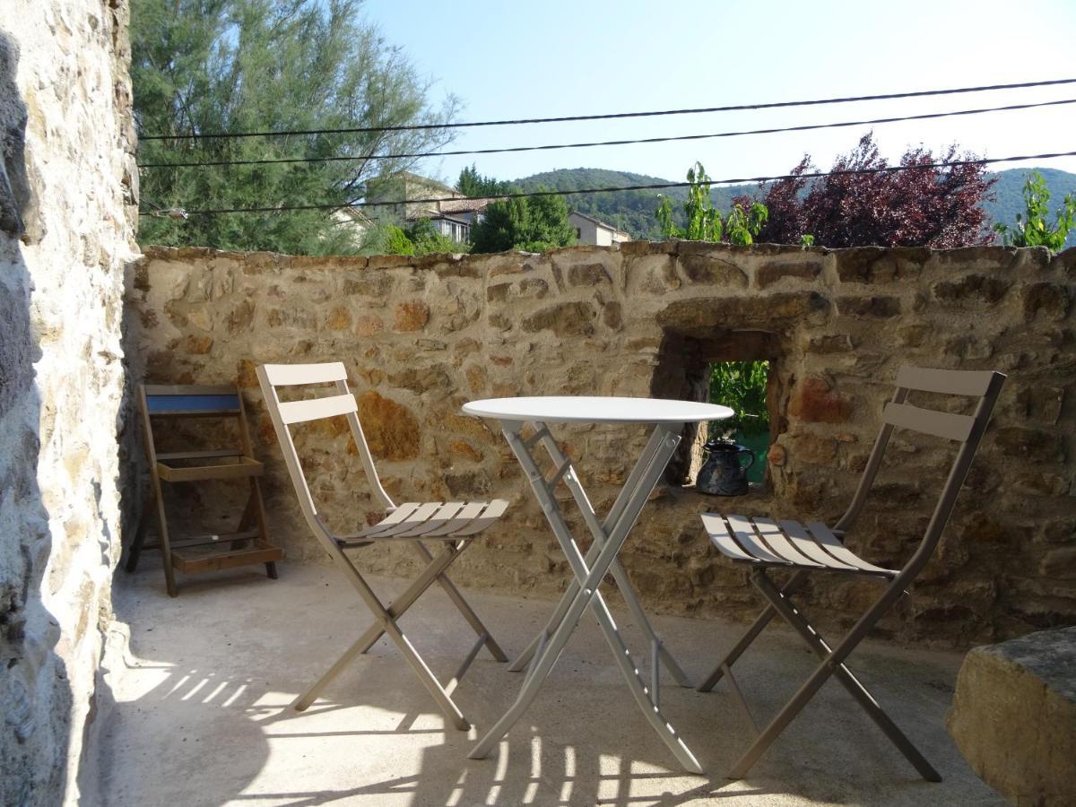 Chambre Cambalotte Saint-Florent-sur-Auzonnet Exterior foto